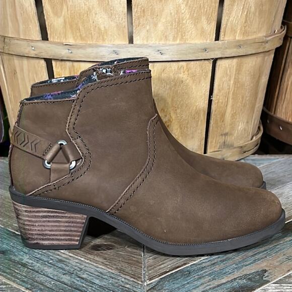 Teva Foxy Brown Nubuck Leather Zip-Up Block Heel Ankle Boots Womens Size 6.5 - Picture 1 of 12